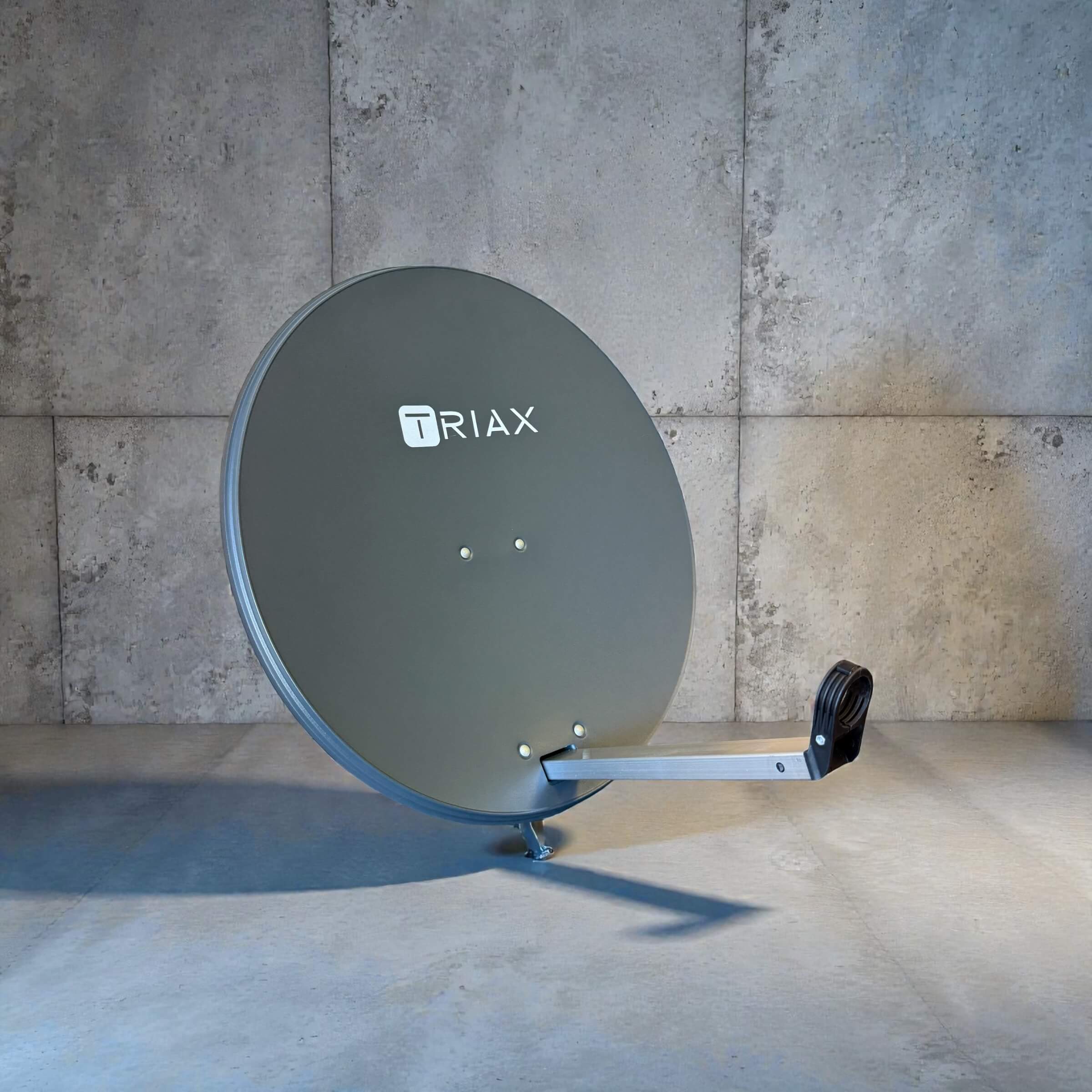 Triax TDS Pro 65A RAL7016 - 65 CM Pro Dish - Image 2